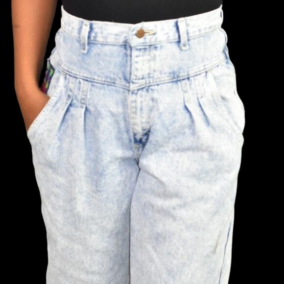Vintage Stonewashed Jeans Blue Light Wash Denim Yoked Pleated Bareback Size 6 - Picture 6 of 16